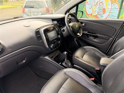 2017 Renault Captur - Thumbnail