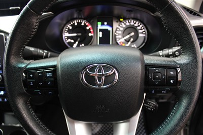2020 Toyota Hilux - Thumbnail