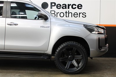 2020 Toyota Hilux - Thumbnail