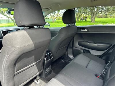 2019 Kia SPORTAGE - Thumbnail