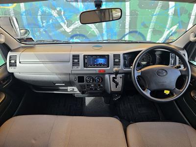 2006 Toyota Hiace - Thumbnail