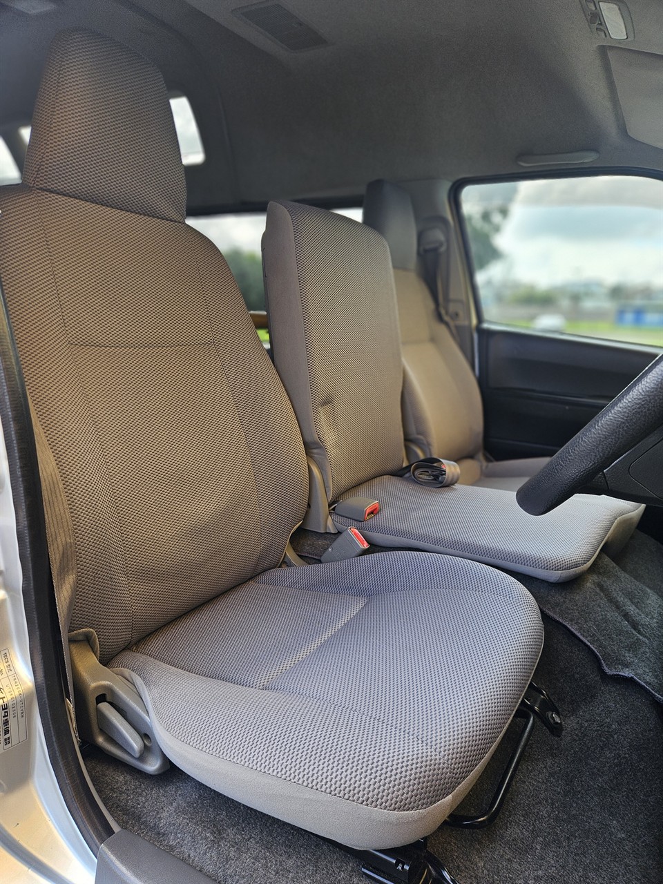 2006 Toyota Hiace