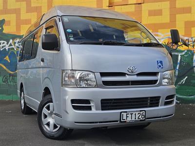 2006 Toyota Hiace - Thumbnail