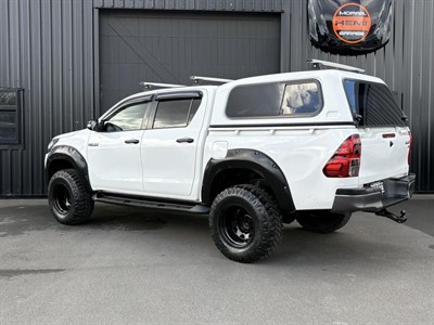 2017 Toyota Hilux - Thumbnail