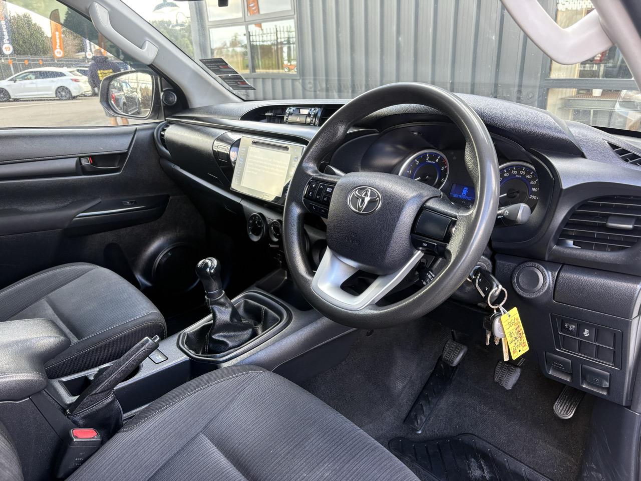 2017 Toyota Hilux
