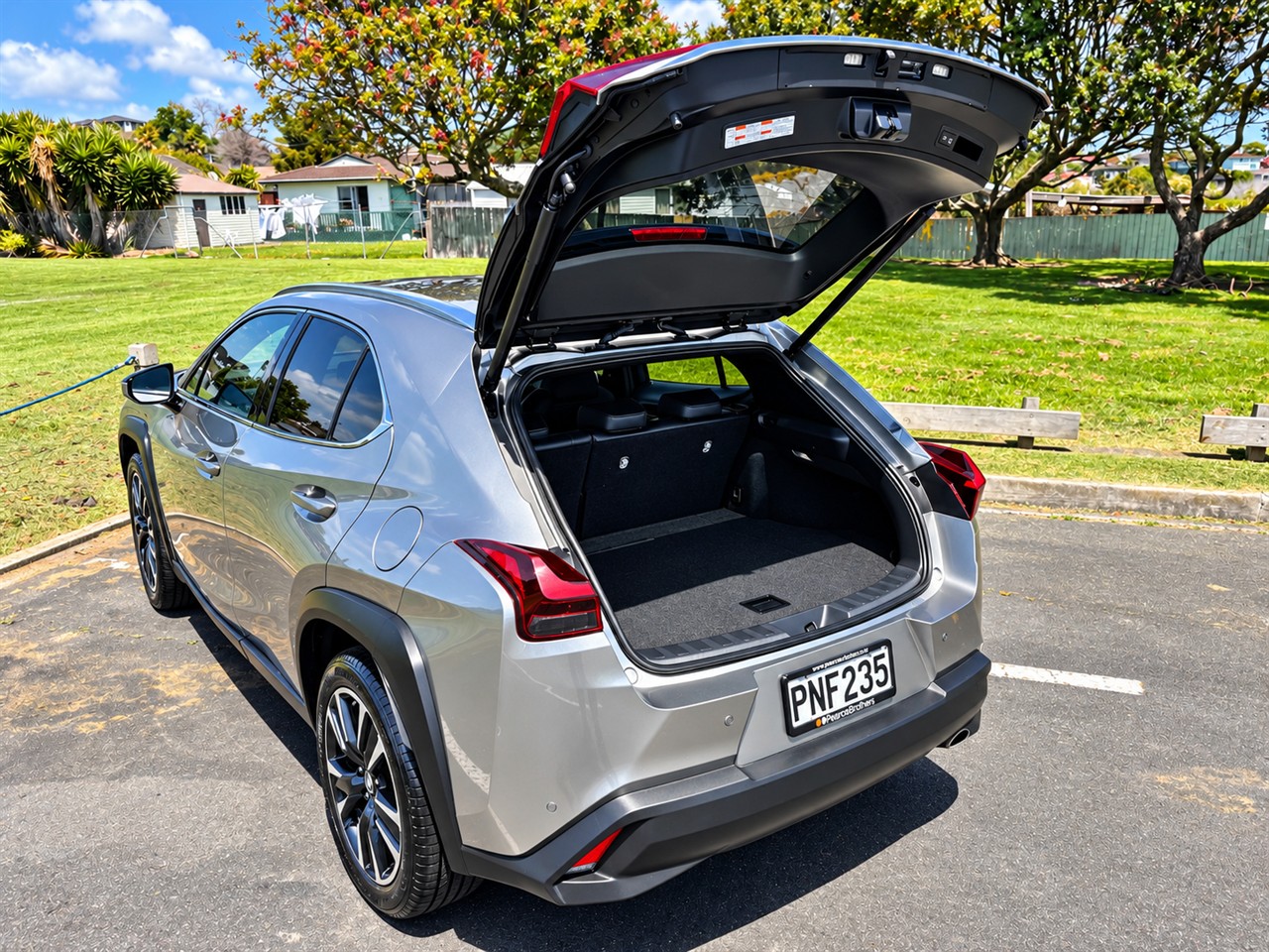 2022 Lexus UX 250H
