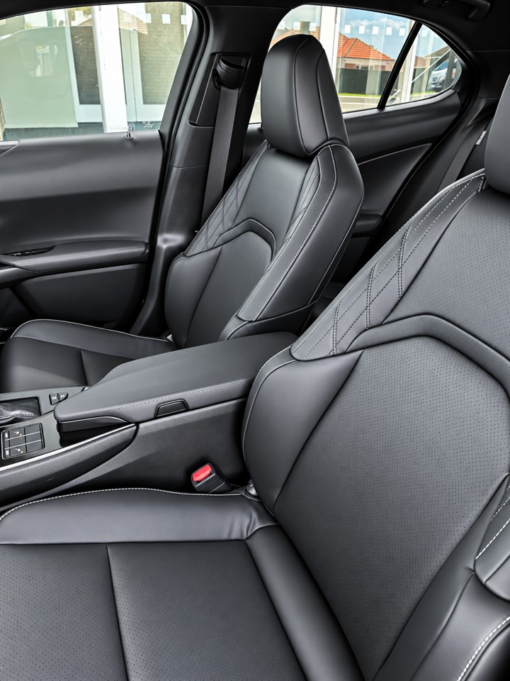 2022 Lexus UX 250H
