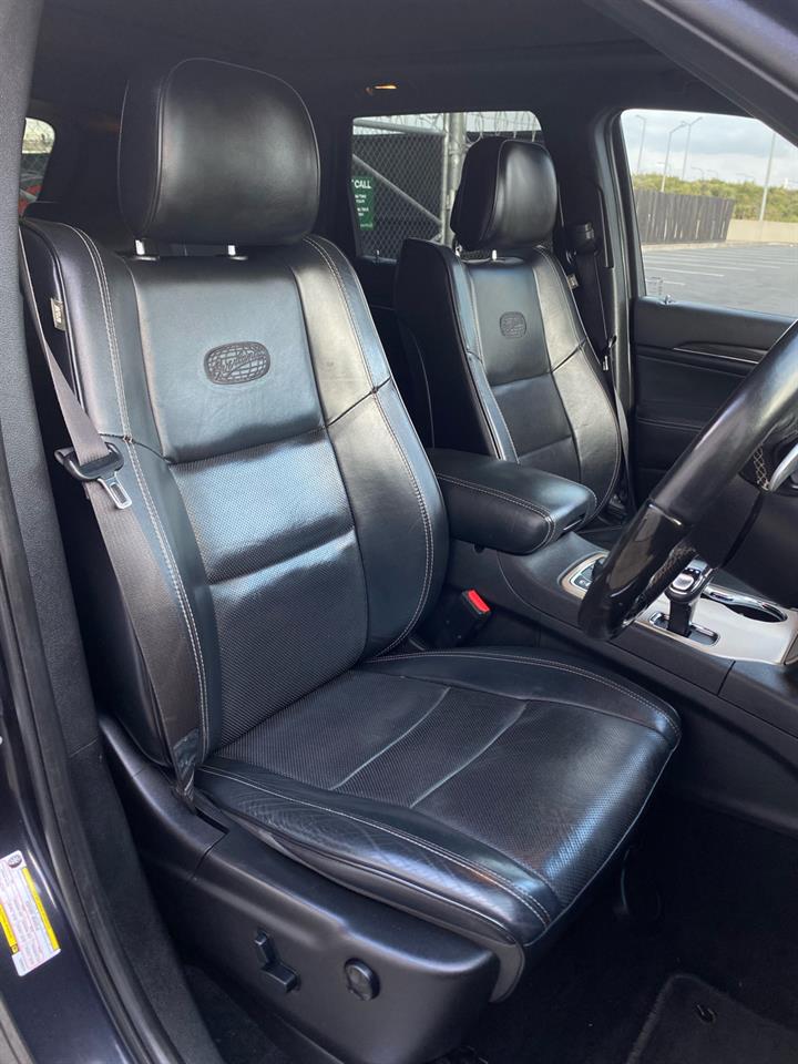 2015 Jeep GRAND CHEROKEE