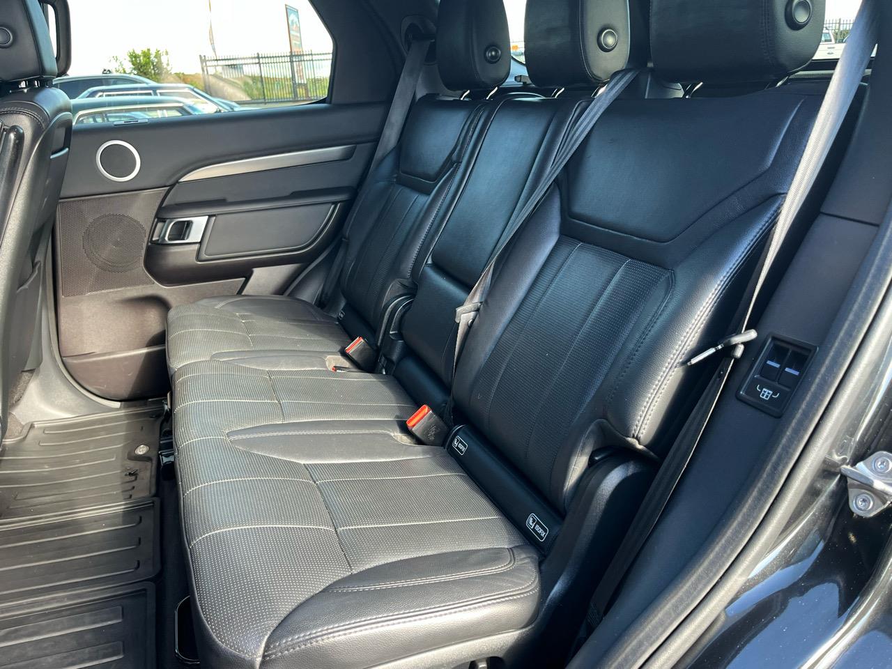 2017 Land Rover Discovery