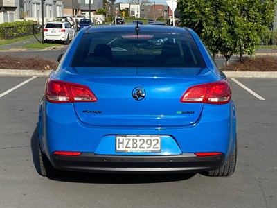 2015 Holden Commodore - Thumbnail
