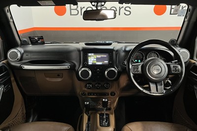 2016 Jeep Wrangler - Thumbnail