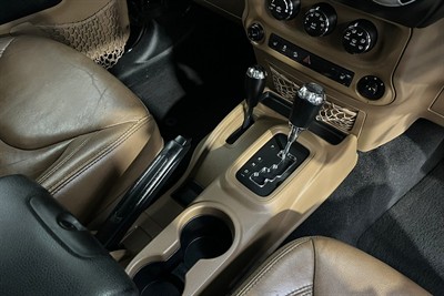 2016 Jeep Wrangler - Thumbnail