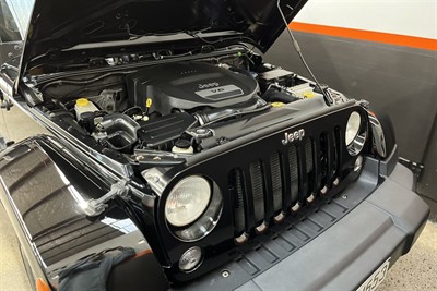 2016 Jeep Wrangler - Thumbnail