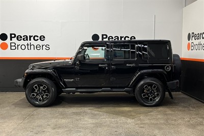 2016 Jeep Wrangler - Thumbnail