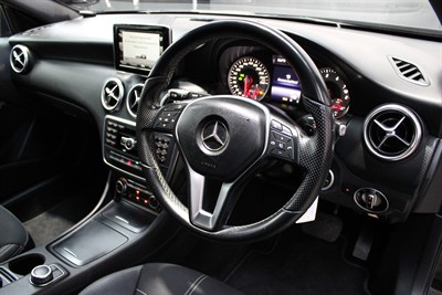 2014 Mercedes-Benz A180 - Thumbnail