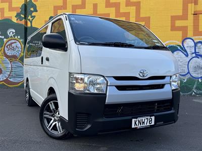 2017 Toyota Hiace - Thumbnail