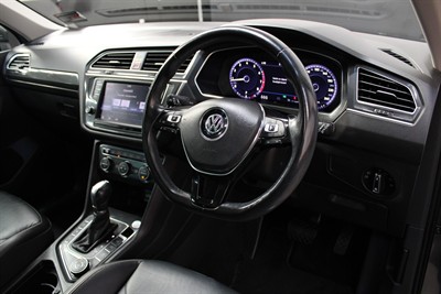 2017 Volkswagen TIGUAN - Thumbnail