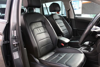 2017 Volkswagen TIGUAN - Thumbnail