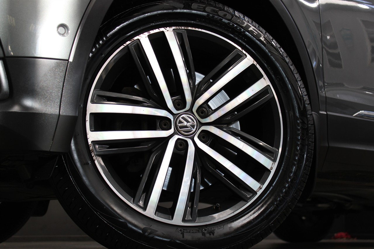 2017 Volkswagen TIGUAN