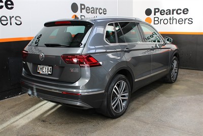 2017 Volkswagen TIGUAN - Thumbnail