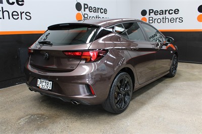 2018 Holden Astra - Thumbnail