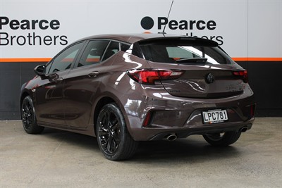 2018 Holden Astra - Thumbnail