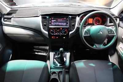 2019 Mitsubishi Triton - Thumbnail