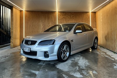 2012 Holden Commodore - Thumbnail