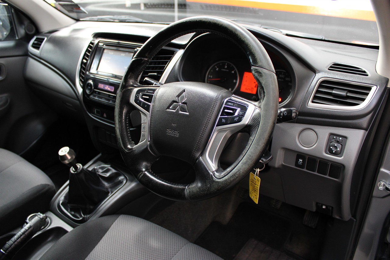 2017 Mitsubishi Triton