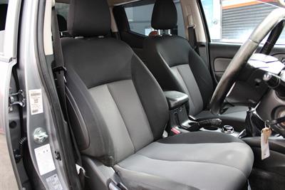 2017 Mitsubishi Triton - Thumbnail