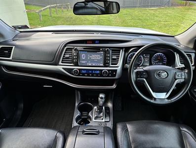 2018 Toyota Highlander - Thumbnail