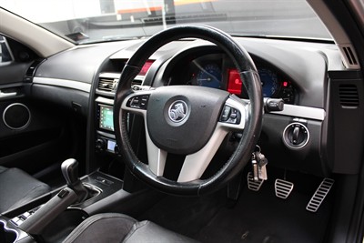2008 Holden COMMODORE - Thumbnail