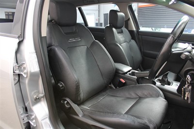 2008 Holden COMMODORE - Thumbnail
