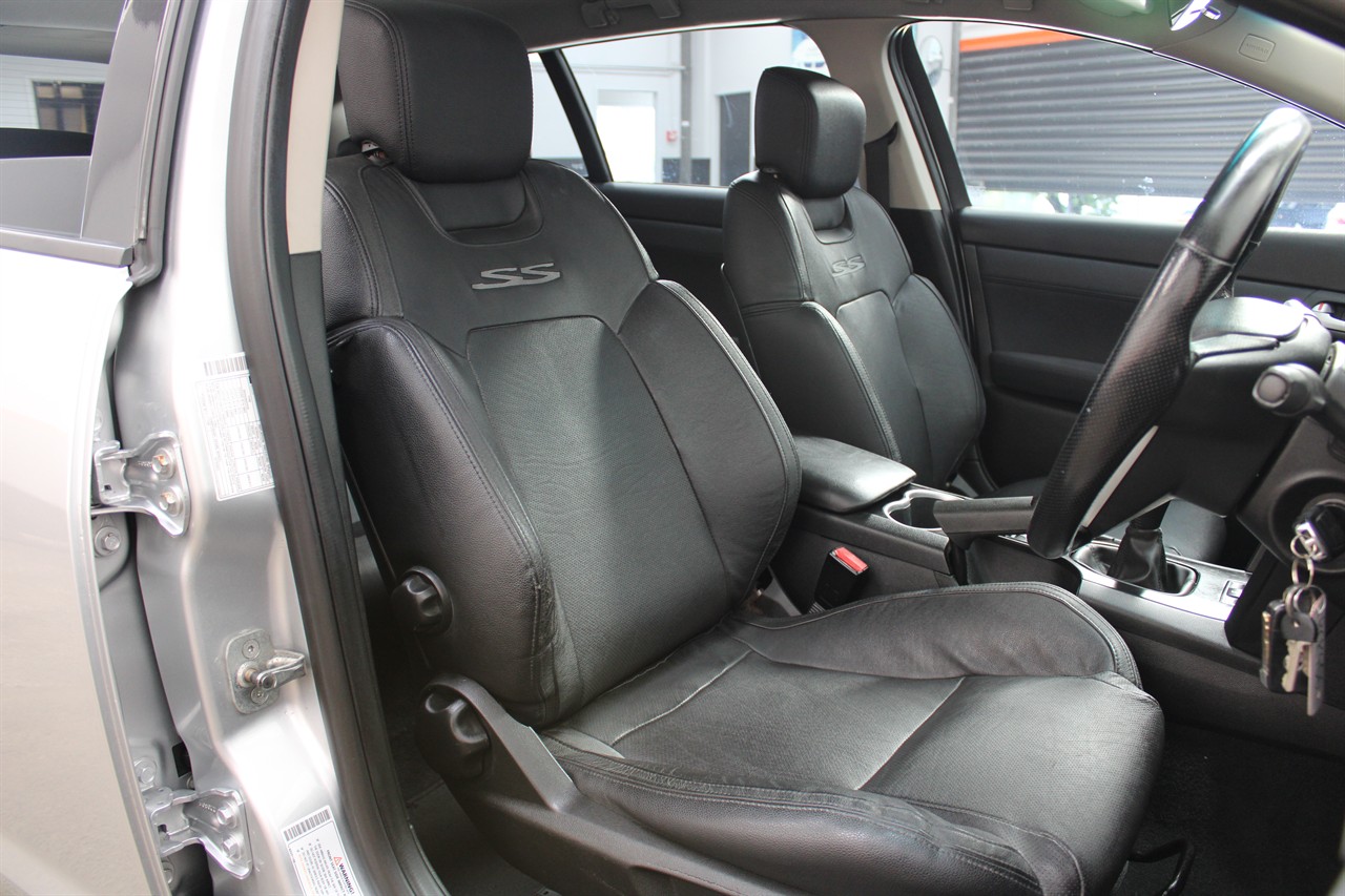 2008 Holden COMMODORE
