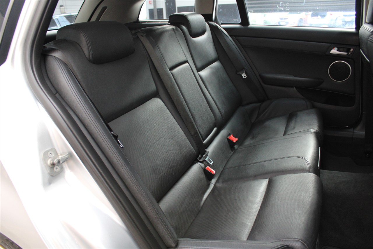 2008 Holden COMMODORE