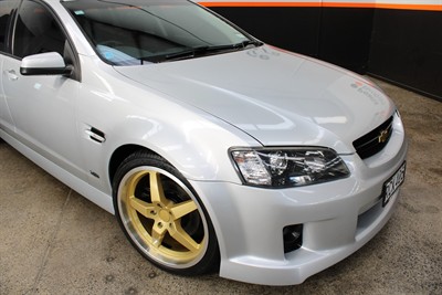 2008 Holden COMMODORE - Thumbnail