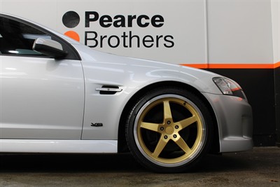 2008 Holden COMMODORE - Thumbnail
