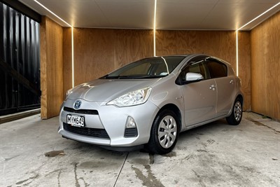 2014 Toyota Aqua - Thumbnail