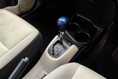 2014 Toyota Aqua - Thumbnail