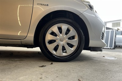 2014 Toyota Aqua - Thumbnail