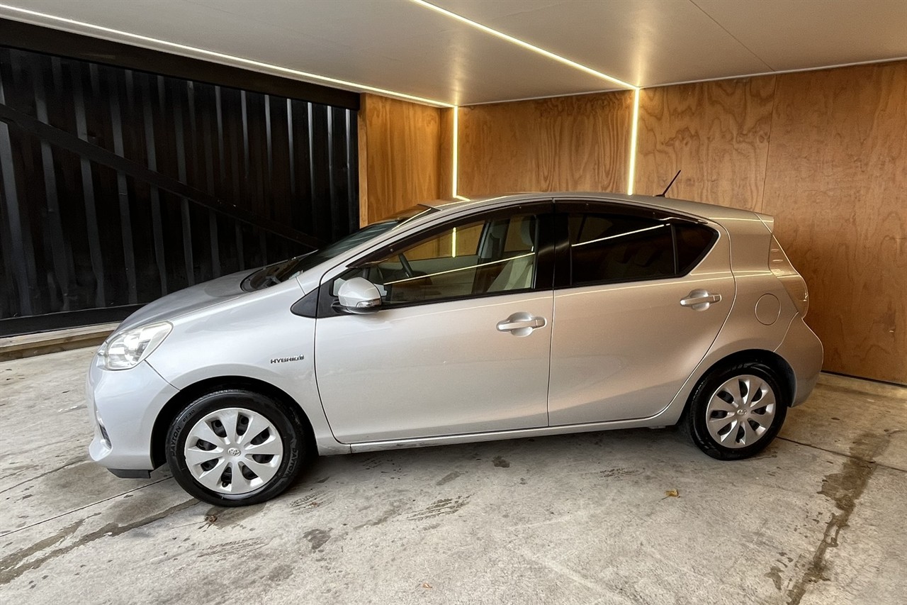 2014 Toyota Aqua