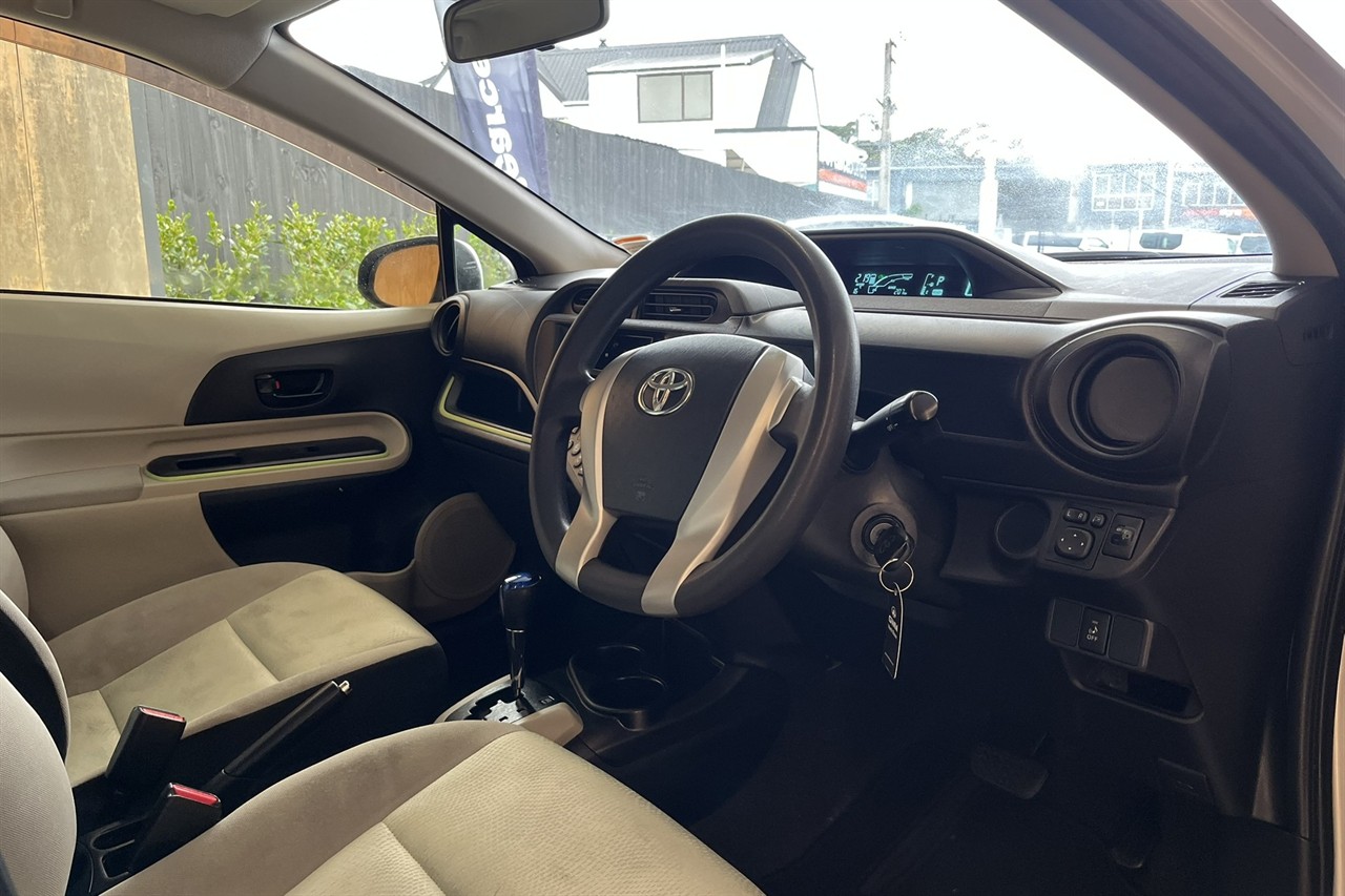 2014 Toyota Aqua