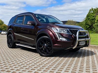 2021 Mahindra XUV500