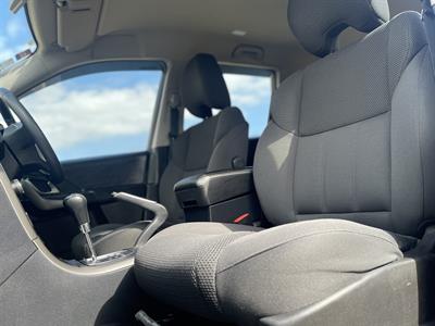 2021 Mahindra XUV500 - Thumbnail