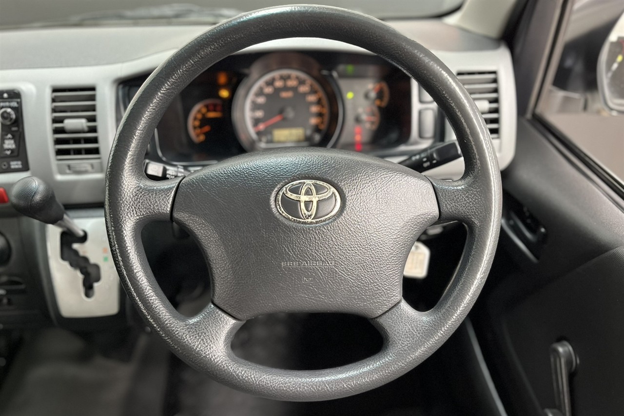 2011 Toyota Hiace