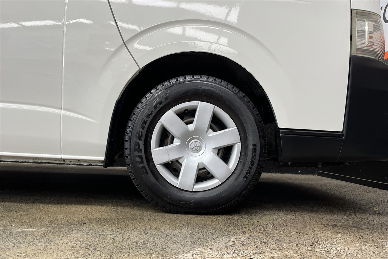 2011 Toyota Hiace