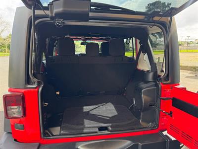 2013 Jeep WRANGLER - Thumbnail