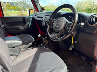 2013 Jeep WRANGLER - Thumbnail