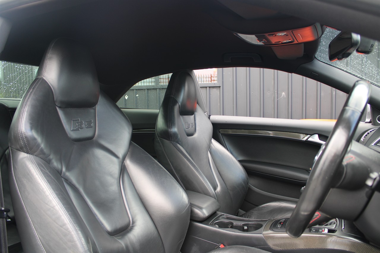 2009 Audi S5