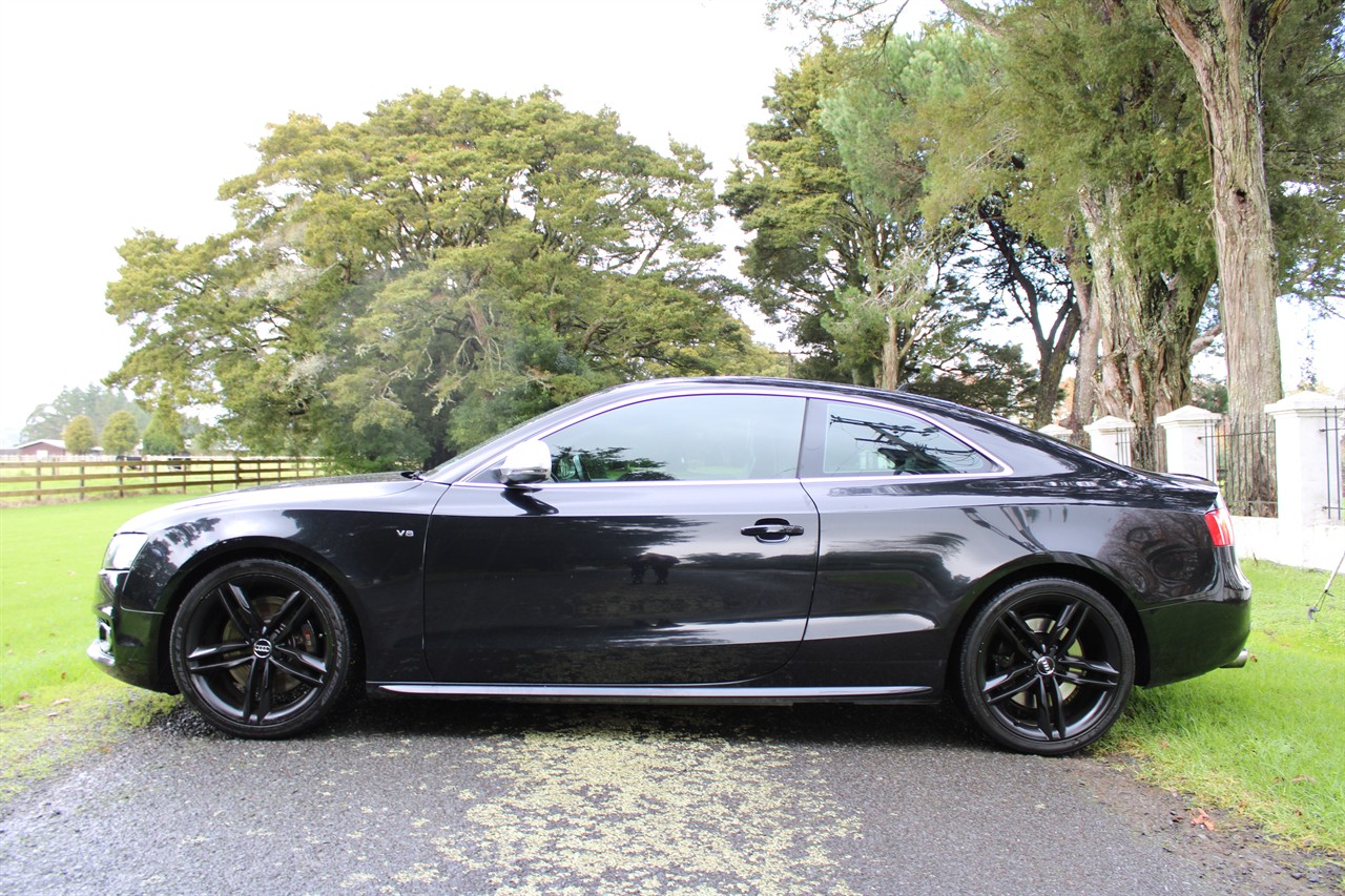 2009 Audi S5